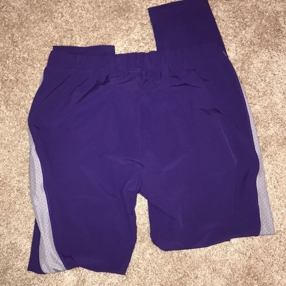 NWT Under Armour Perpetual Storm Joggers - Picture 6 of 8